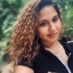 Meet your Posher, Daniela